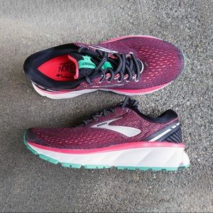 Brooks Ghost Size 5.5W